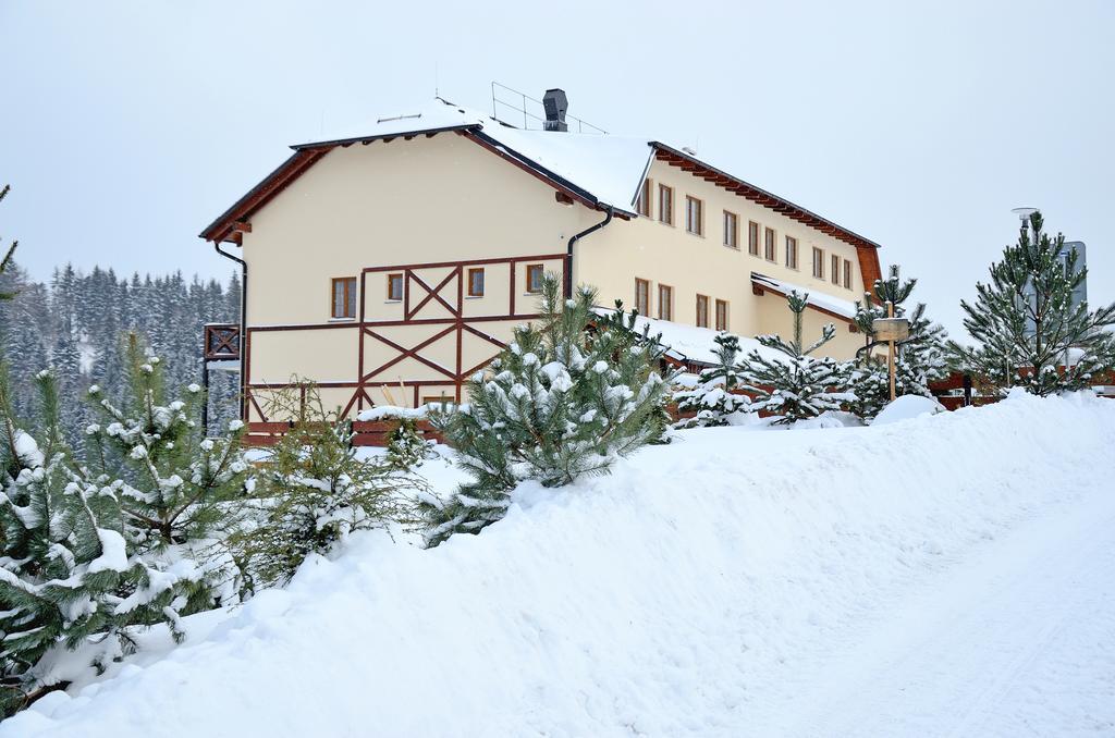 Penzion Na Vrsku Hotell Branná Exteriör bild